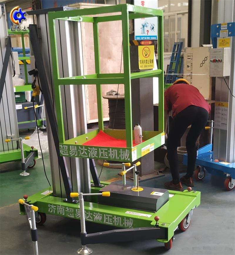 <b>浙江4米單柱鋁合金升降機(jī)發(fā)貨現(xiàn)場(chǎng)</b>