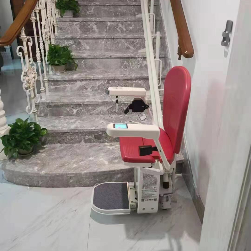 <b>直軌斜掛式座椅升降機</b>